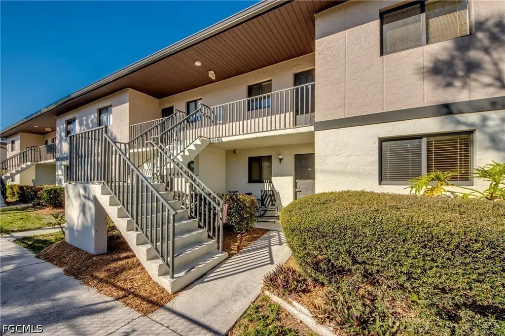 1211 Barrett Rd #1108