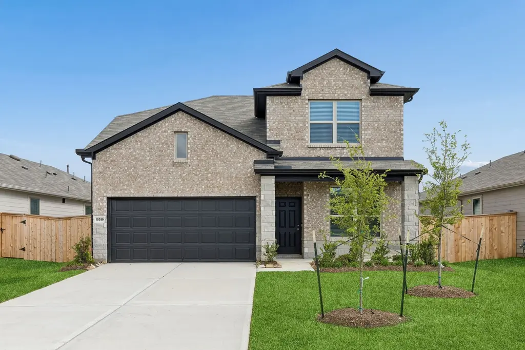 15389 Dapple Bluff Ln