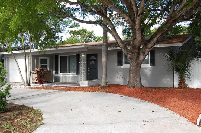 9322 N Military Trl