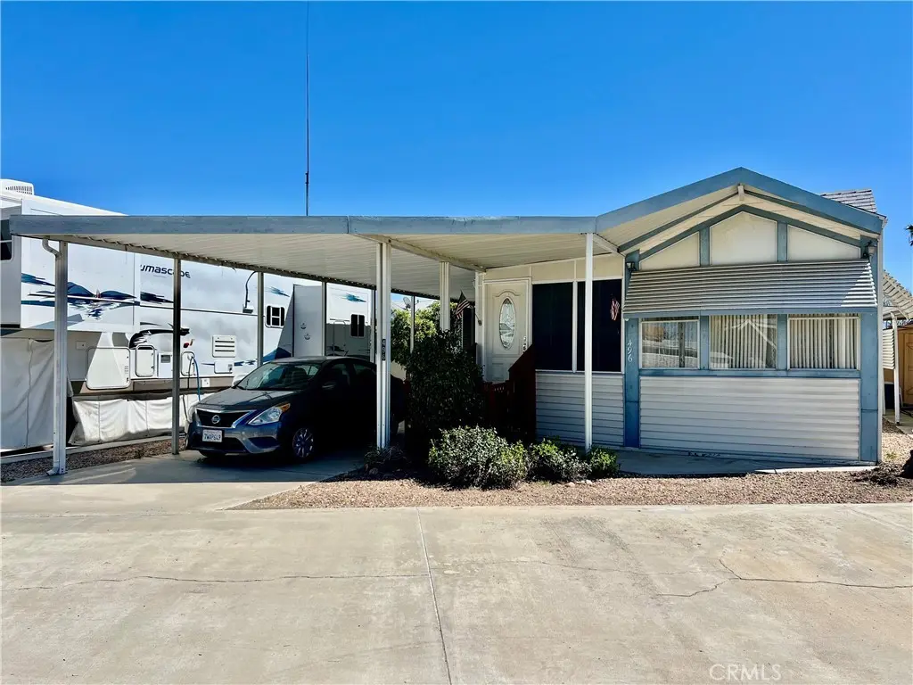 1295 S Cawston #496