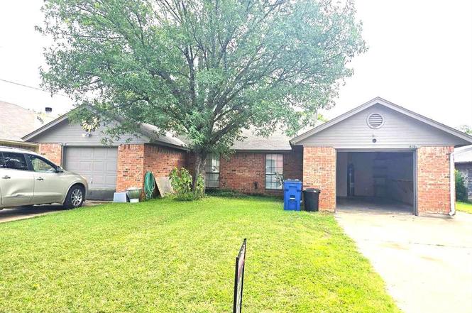 1007 Mitchell Ln