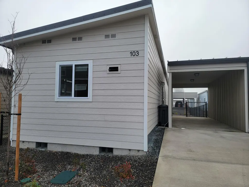 4069 S Pacific Hwy #103