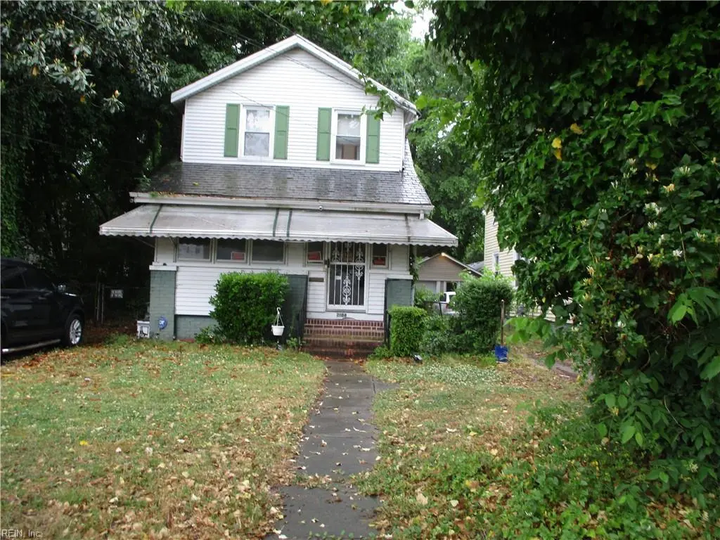 2104 Elm Ave