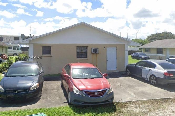 2416 NW 79th Ter