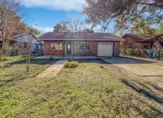809 Cub Ln