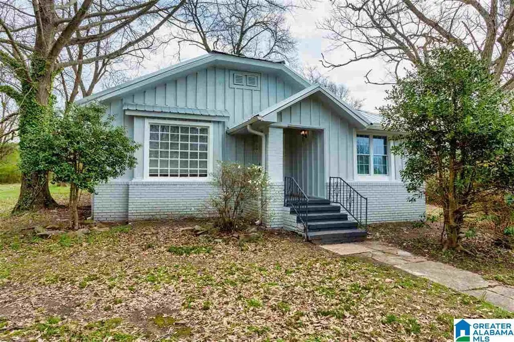 1001 3rd Ave