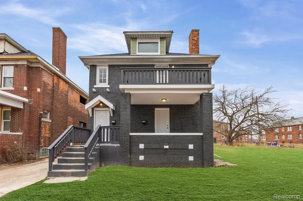 3450 Edison St