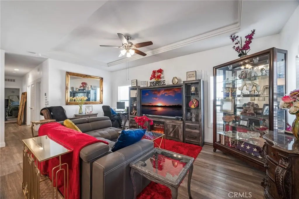 3825 Valley Blvd #17