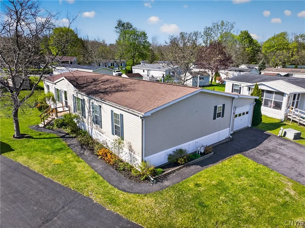 12 Waterwheel Cir