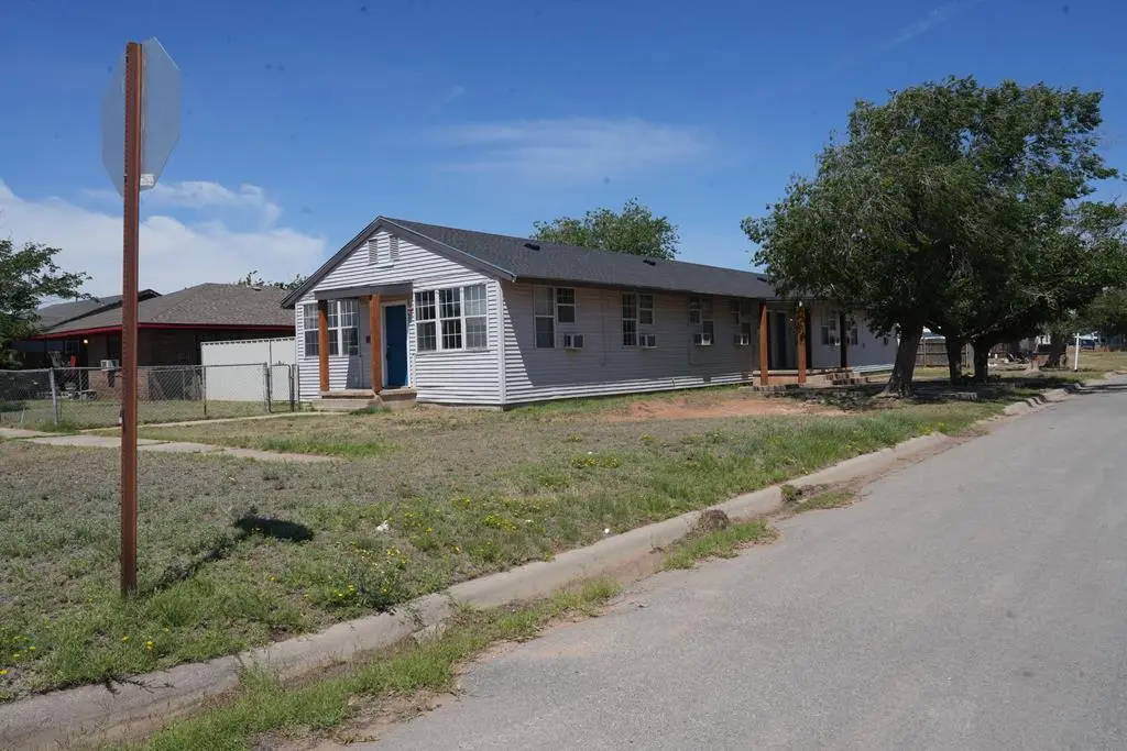2400 College Ave