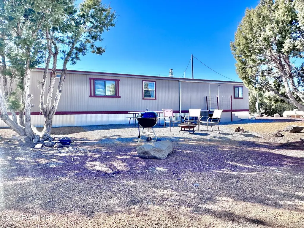 2467 Coconino Blvd