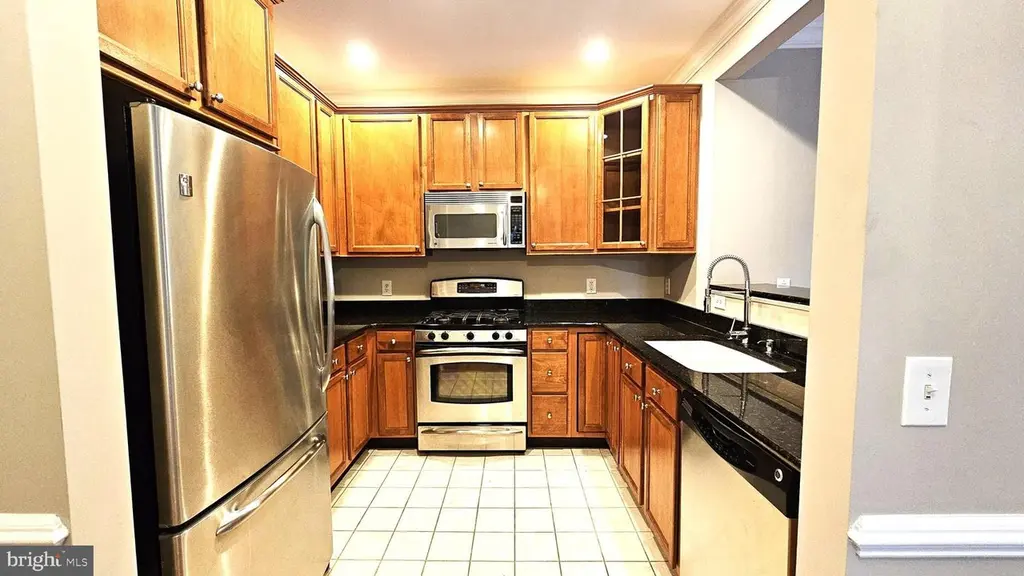 1121 Colts Cir Unit P
