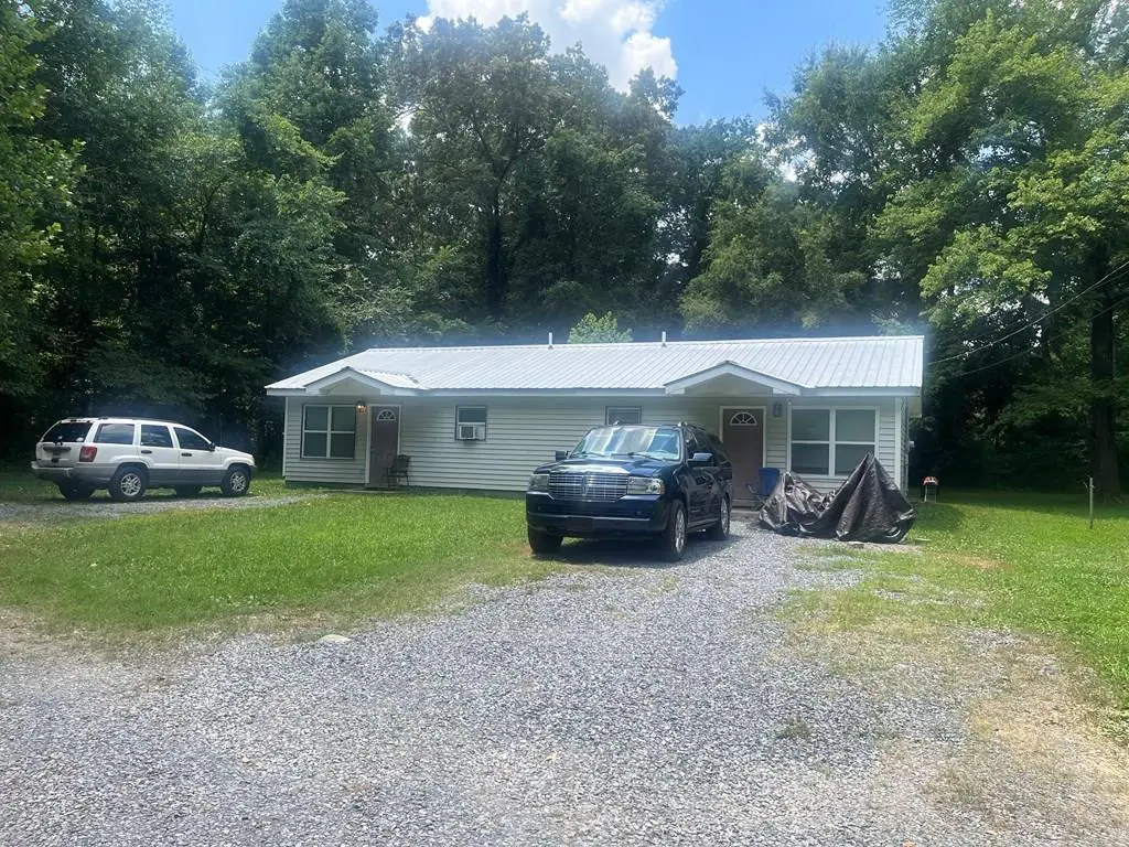 1222 Beaverdale Cutoff