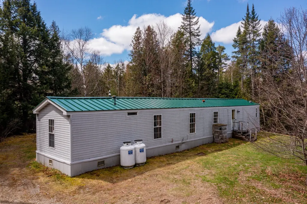 198 New England Rd