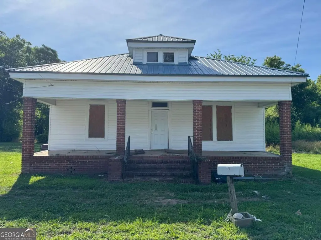 214 Campbell St