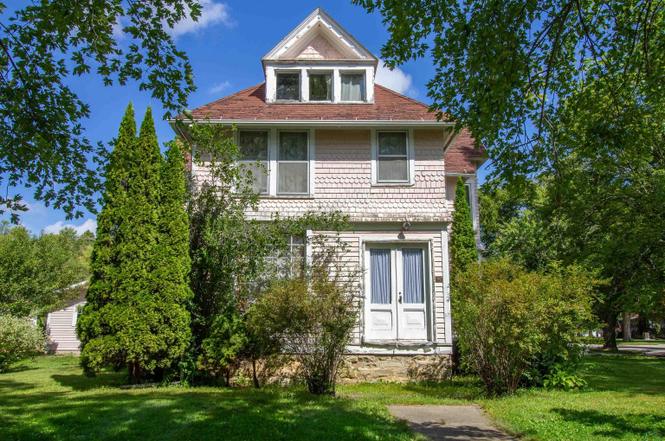 104 W Olive St