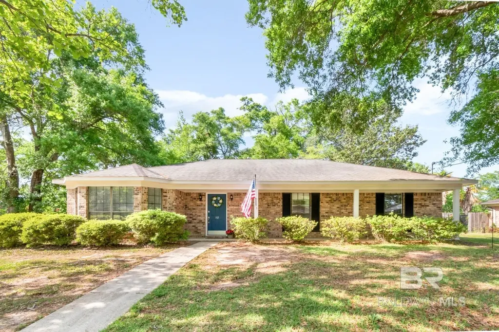112 Baratara Dr