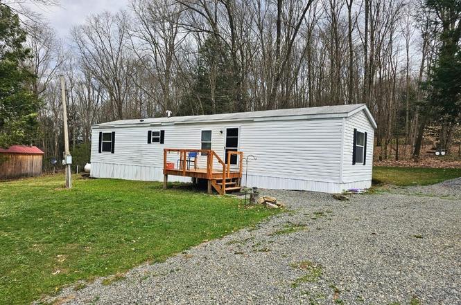 200 Maple Rd