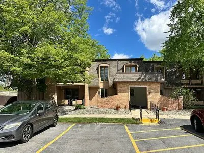 405 Old Stone Rd