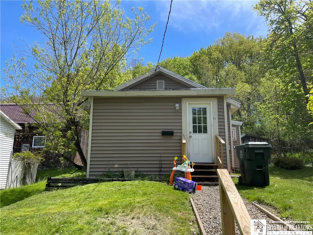 53 Ellicott St