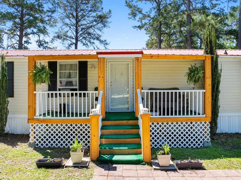 286 Jonathan Ln