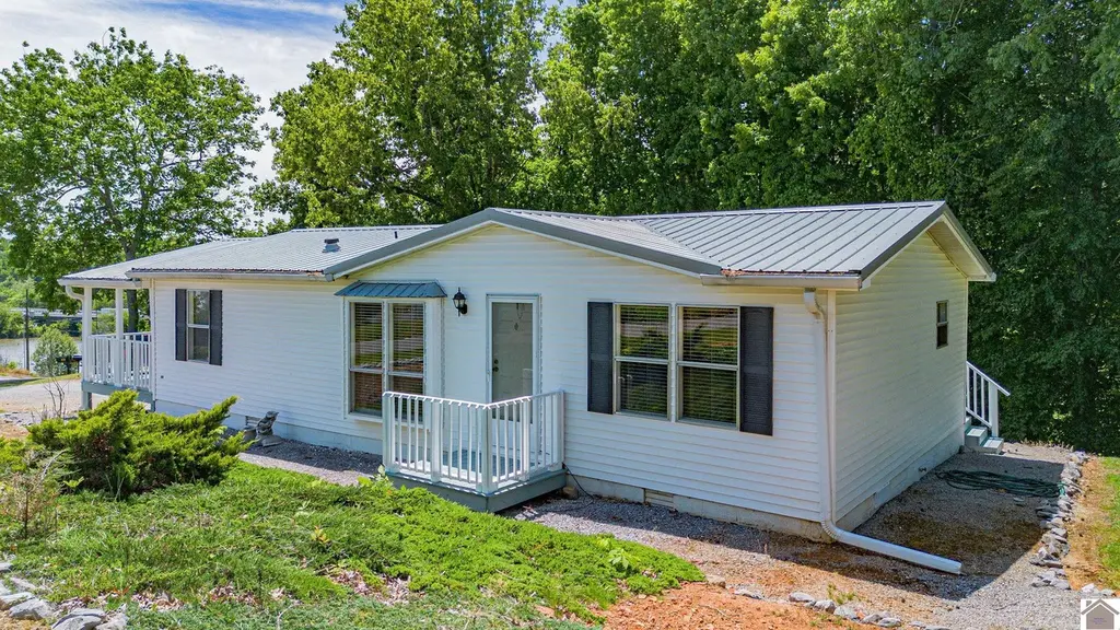 934 Cantrell Rd