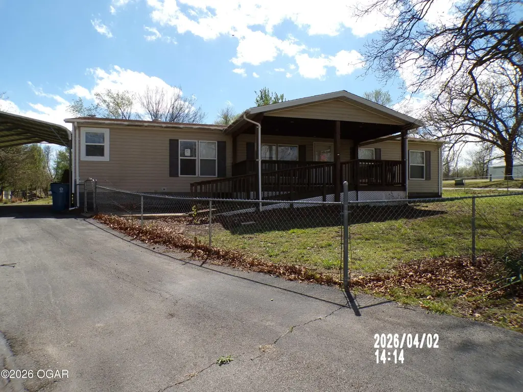 1379 Shady Ln