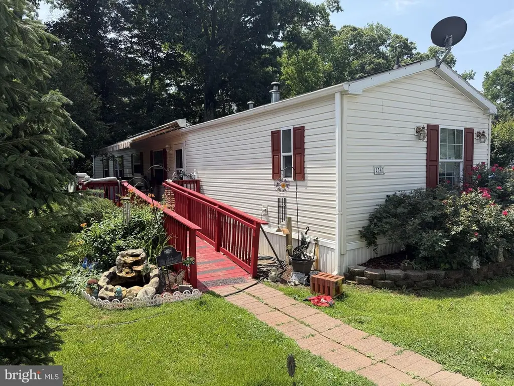34 Buddy Blvd
