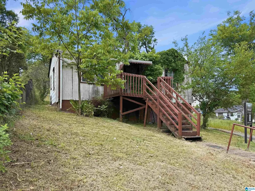 1438 Fred L Shuttlesworth Dr