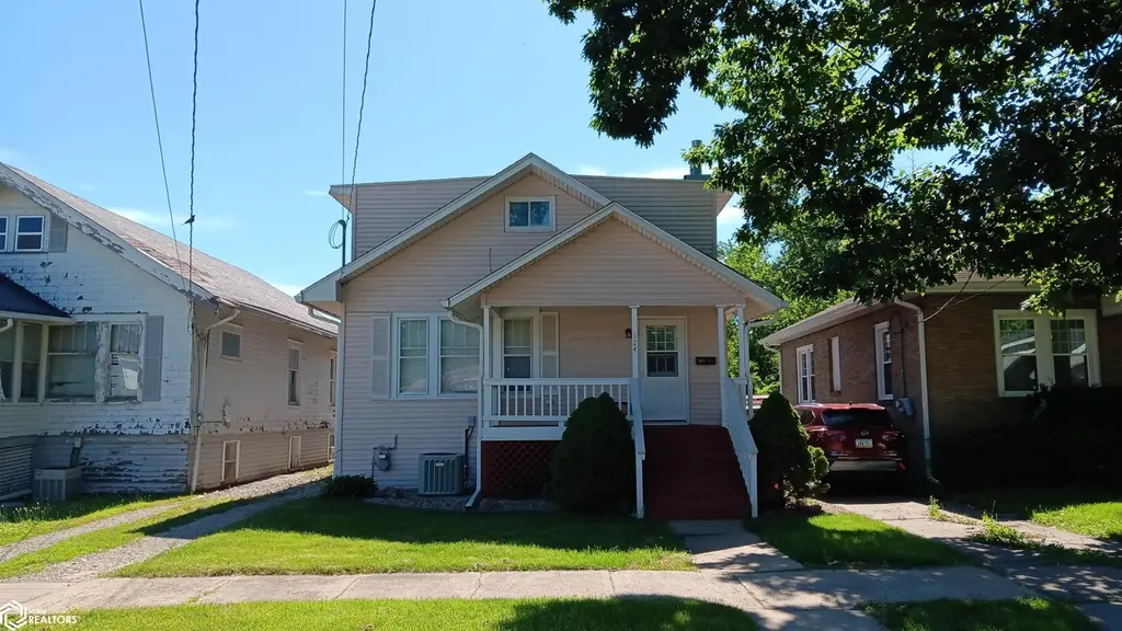124 N Willard St