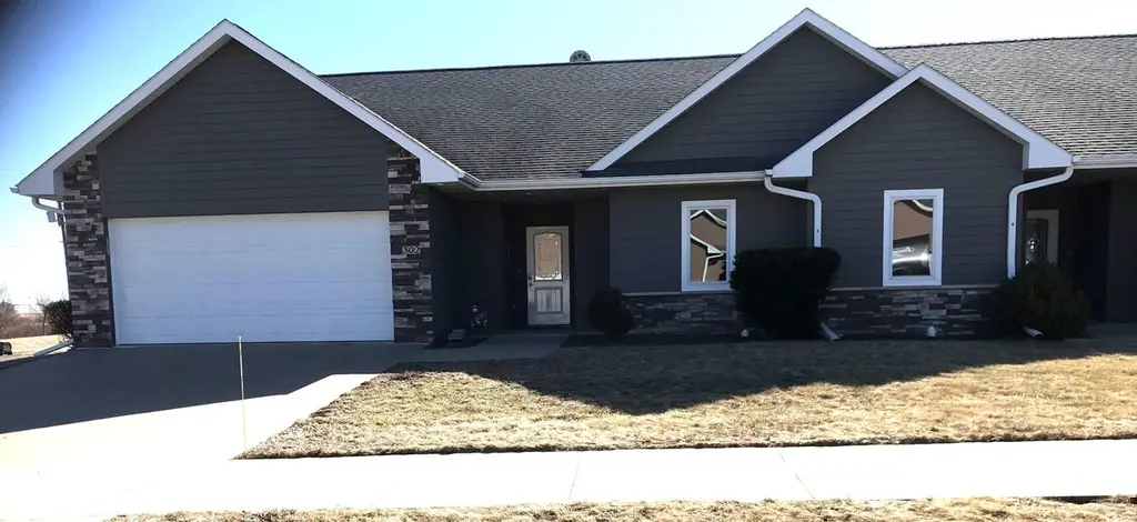 302 Coneflower Ct