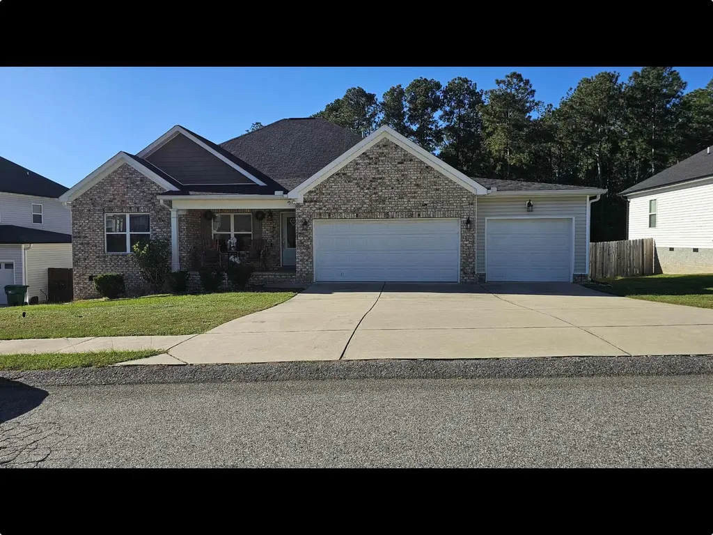 1216 Bubbling Springs Dr