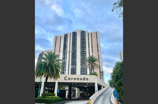 20335 W Country Club Dr #405