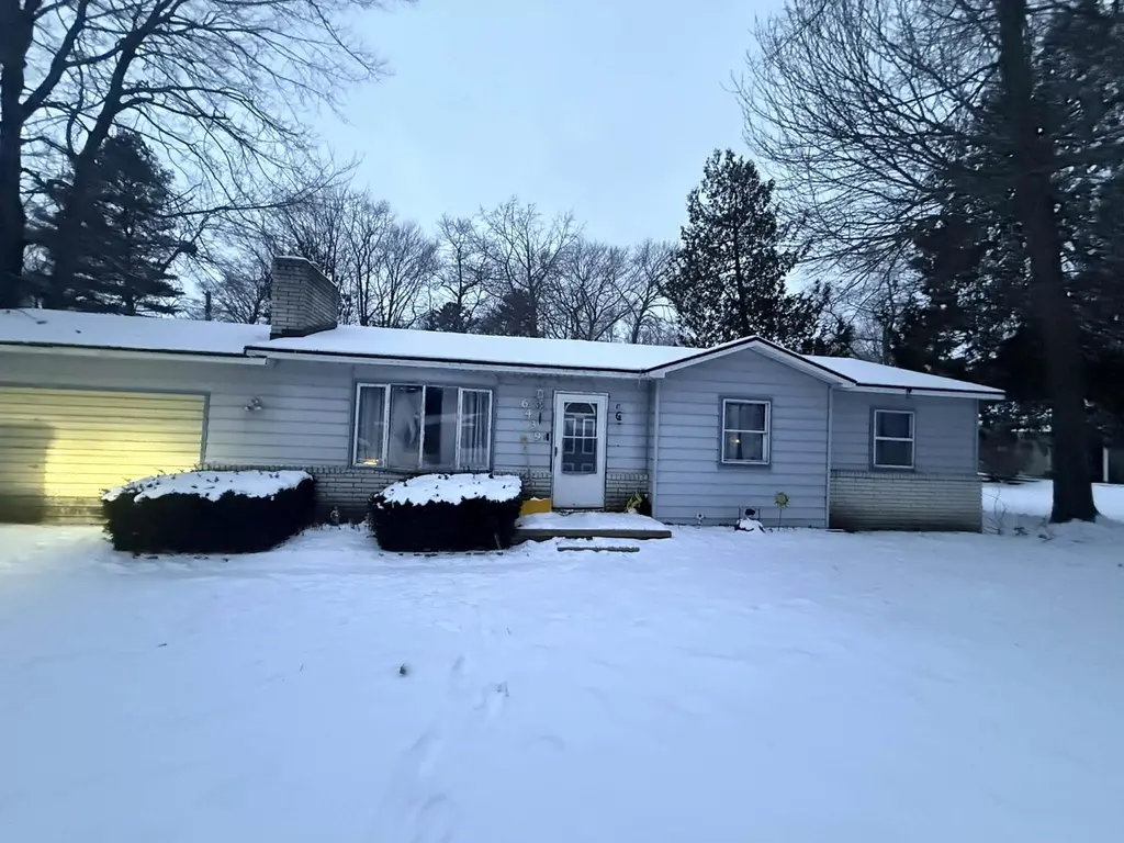 6439 Tecumseh Ave