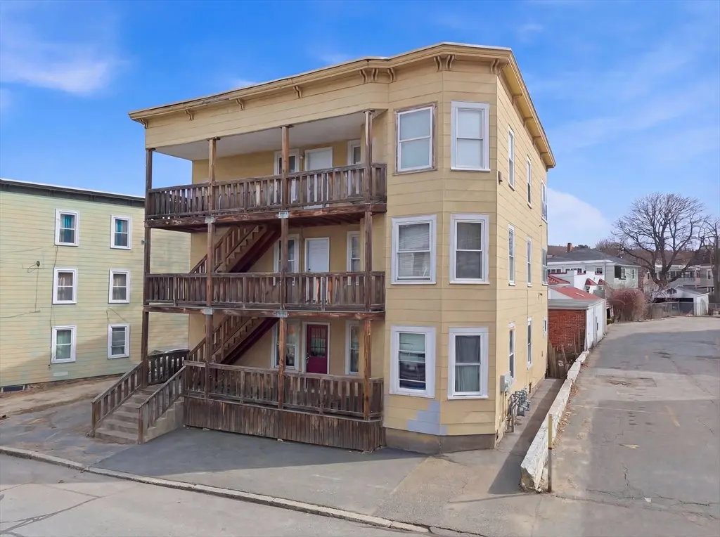 119 Woodland St