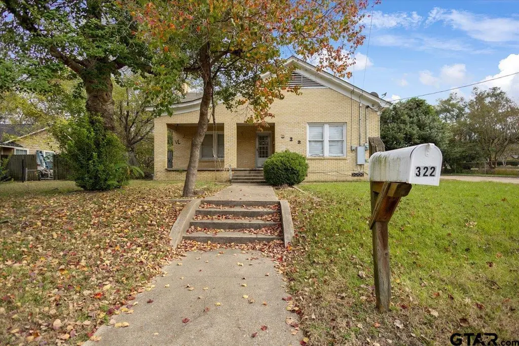 322 S Clayton Ave