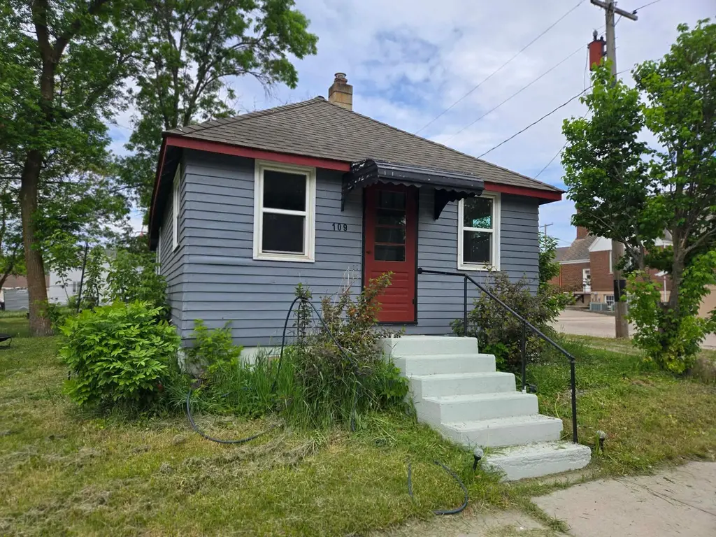 109 S Central Ave