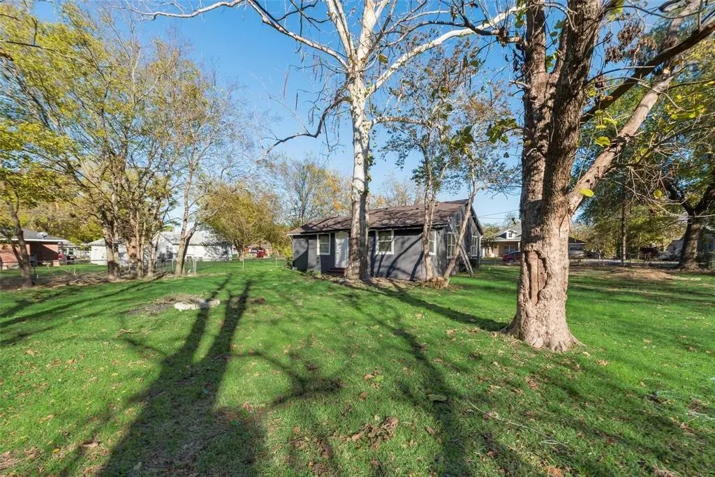 109 Lydia St