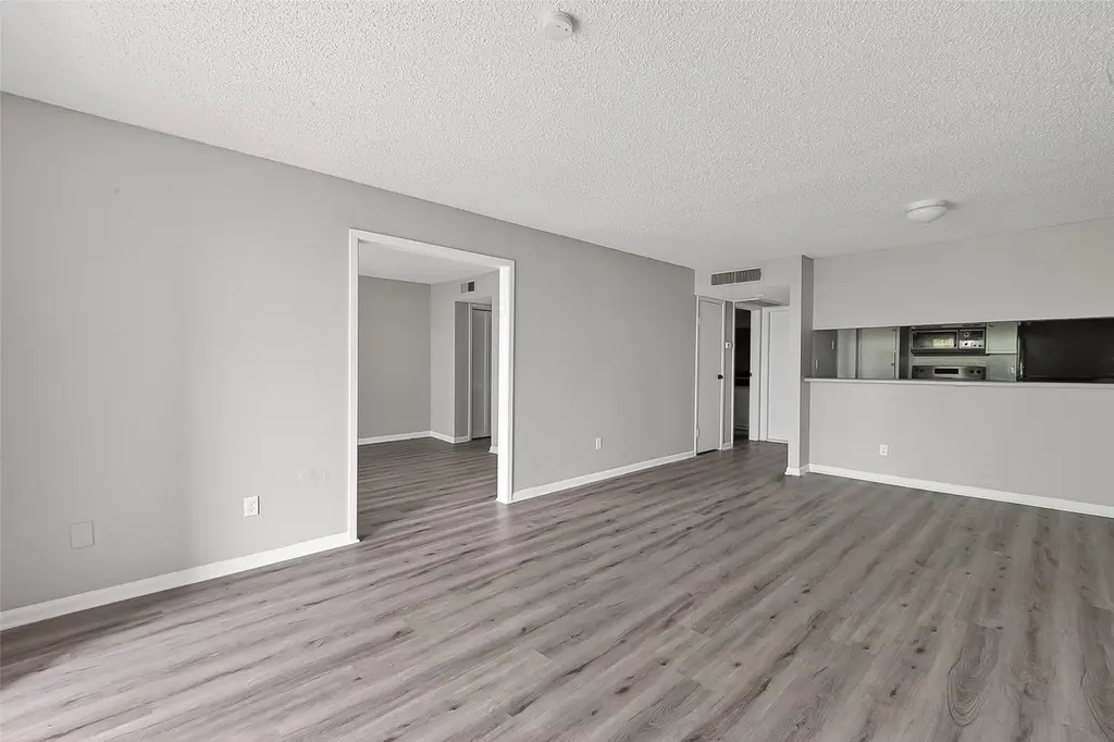10110 Forum West Dr #130