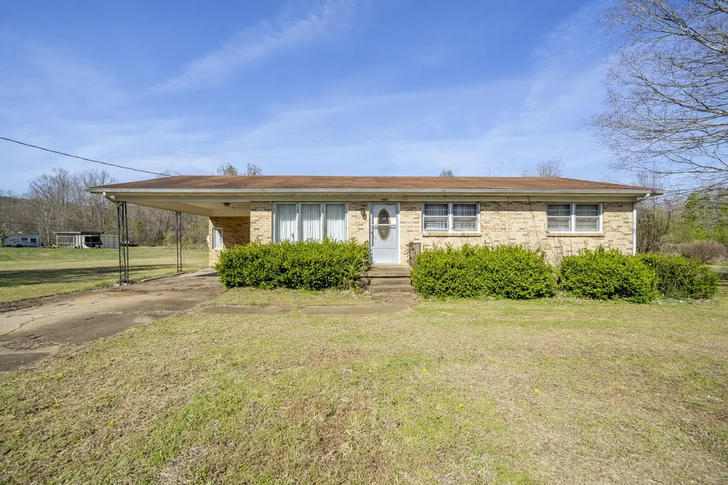 5062 Sunny Acres Dr