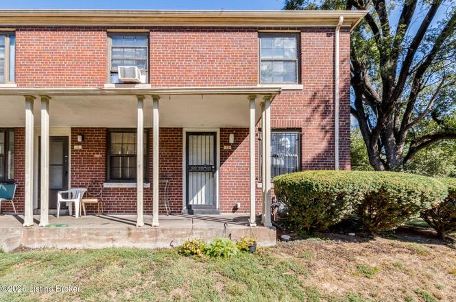 12 College Ct