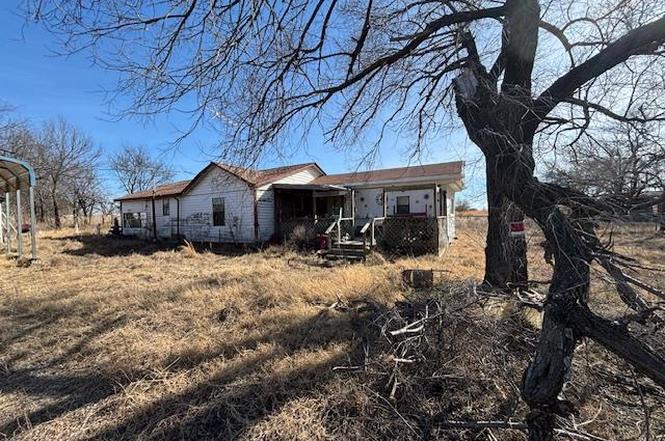 23560 E County Road 1595 Rd