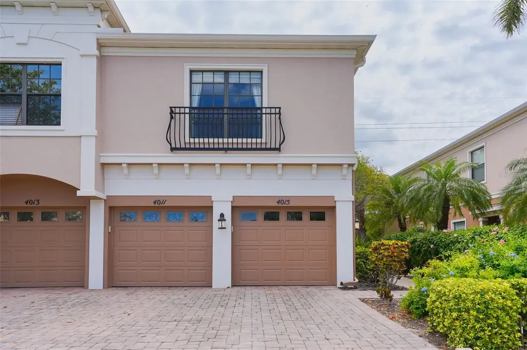 4015 Overture Cir #312