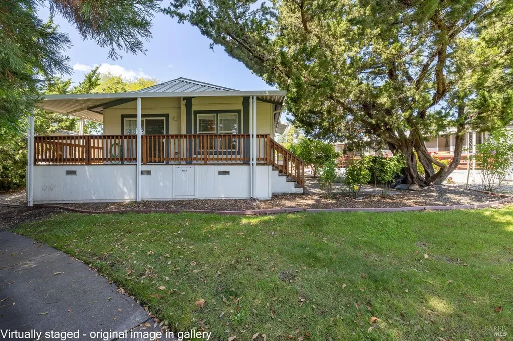 64 Acacia Ct