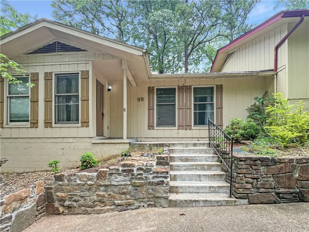 55 Nantucket Dr