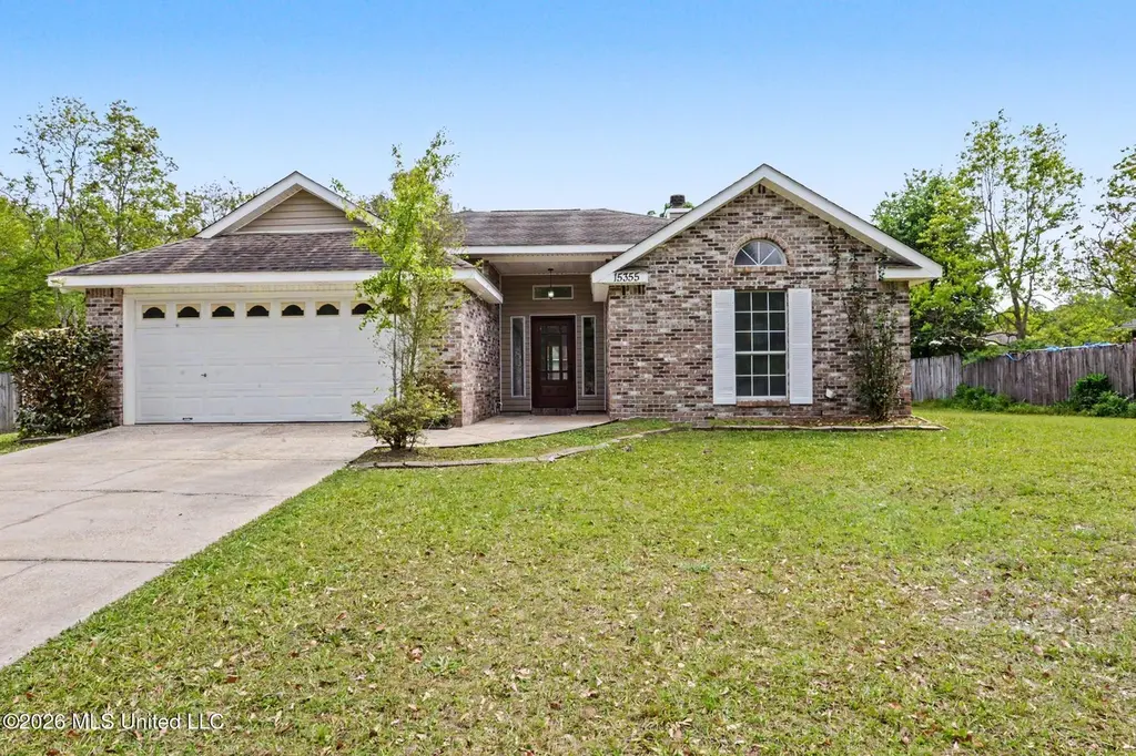 15355 Northwood Hills Dr