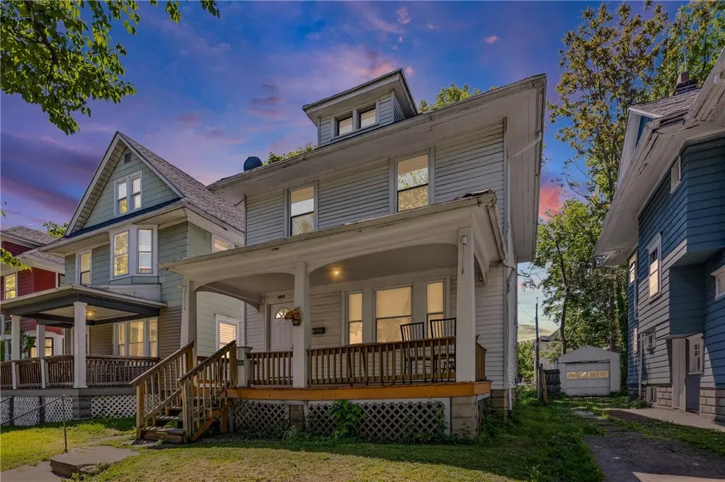 443 Melville St