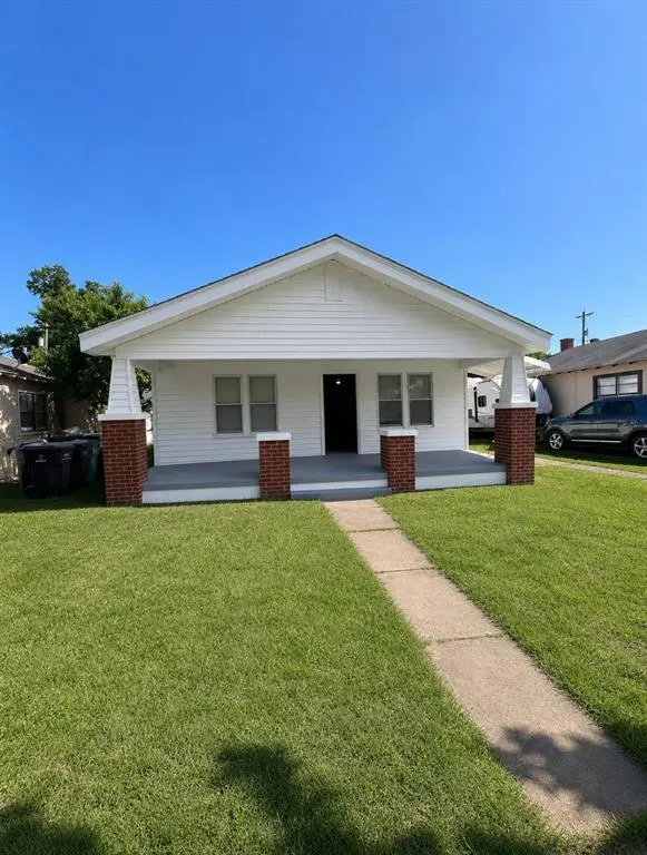 1528 NW 4th St