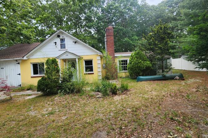 200 Oak Ave