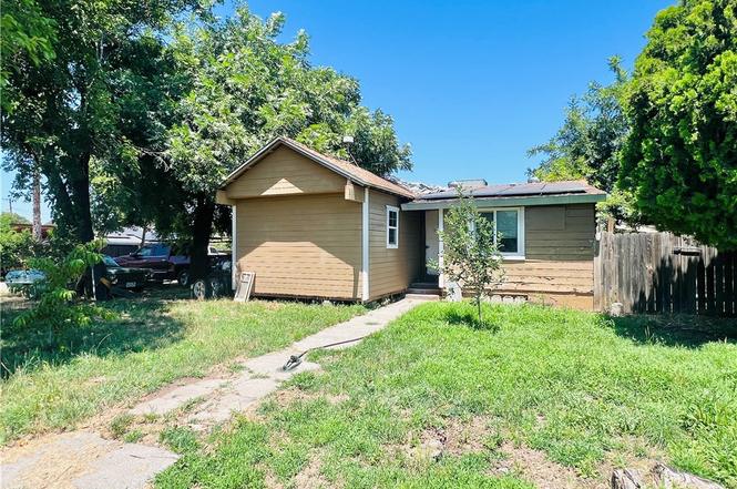 5524 E Commercial